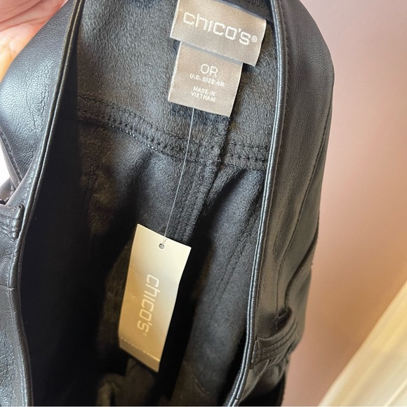 NWT Chicos Black Faux Leather Pants - Size 0R - Picture 6 of 13